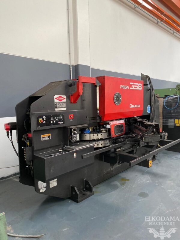 AMADA PEGA 358